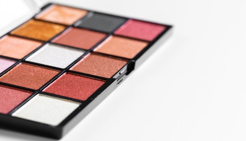 color cosmetics private label manufacturers canada